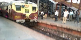 Vasai to Panvel Local Train Time Table Latest Update Train Delay Explain Video on Platform