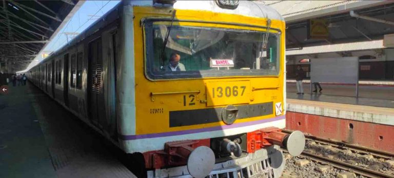 Kolkata Local Train News Updates