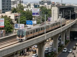 Pune Metro 2026: Lines, Route Map, Fare, Timings and Stations Pune Metro Rail Train moving on bridge
